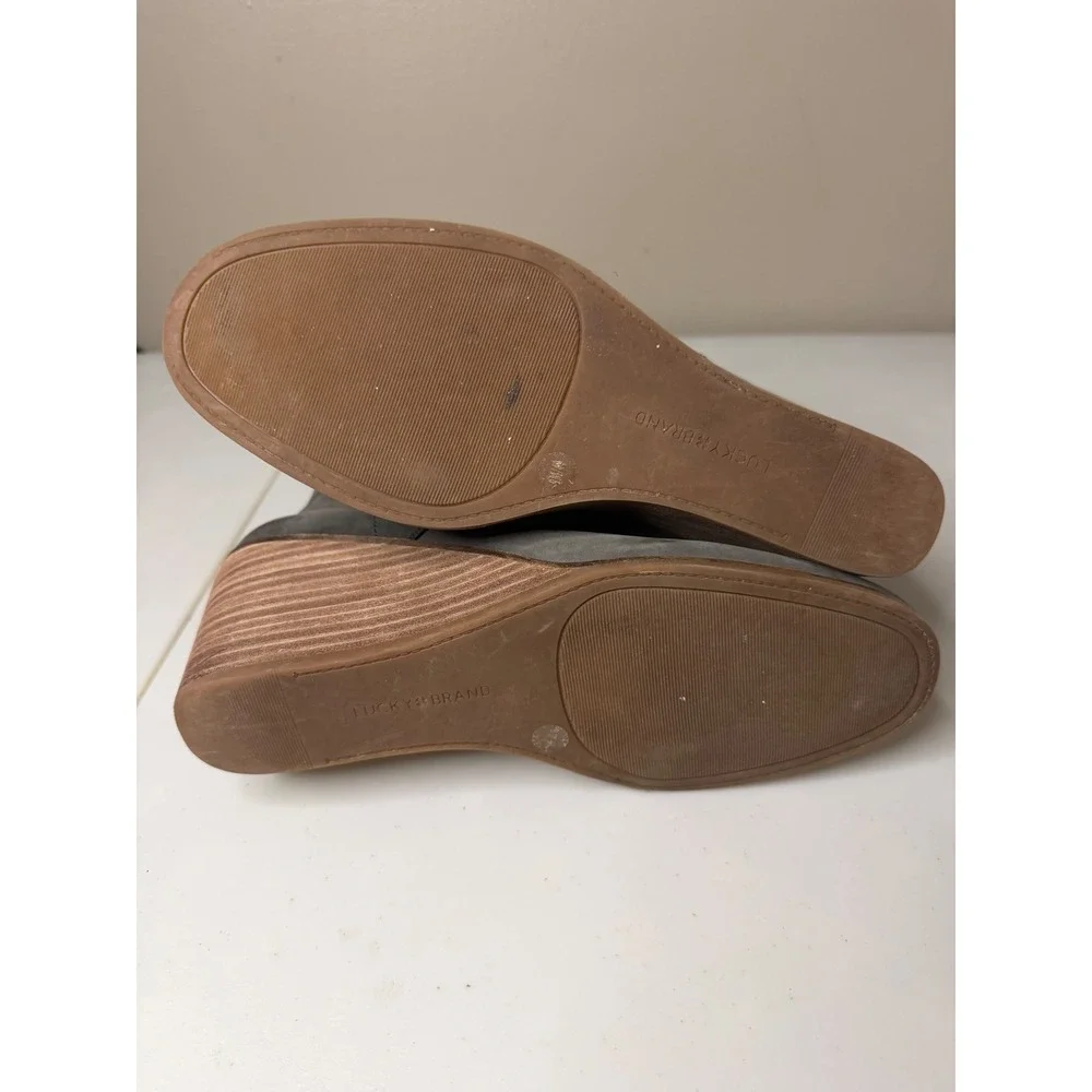 Lucky Brand Zanta Wedge Ankle Booties 9 Storm Gray Nubuck Leather Zip